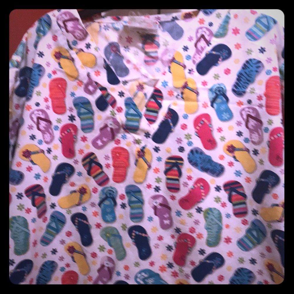 Scrub top